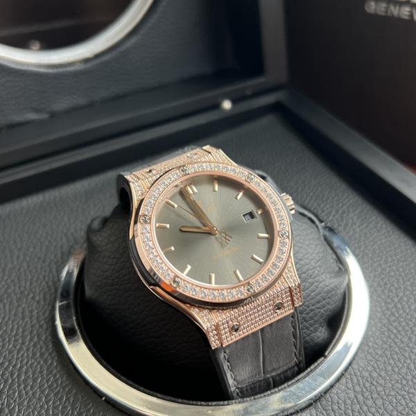 ウブロコピー時計背面デザイン